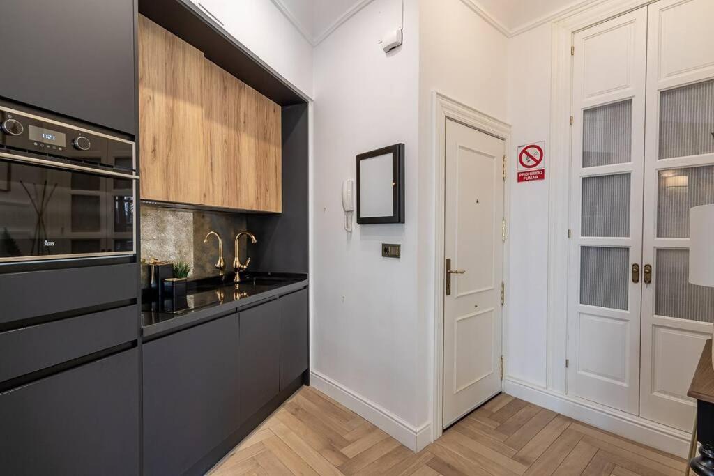Ch Elvira Luxury Apartment Granada Luaran gambar